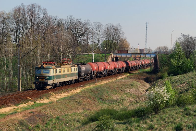 182 007 (Lotus) mit Kesselzug in Rudna (28.04.2008)