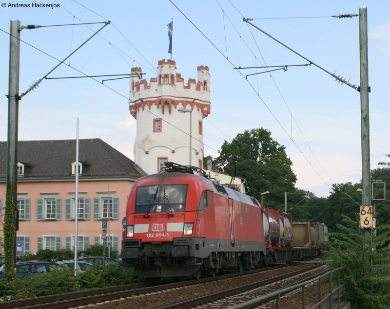 182 014-1 mit einem Klv Richtung Koblenz in Rdesheim(Rhein) 29.7.08. Gre an den  Tf