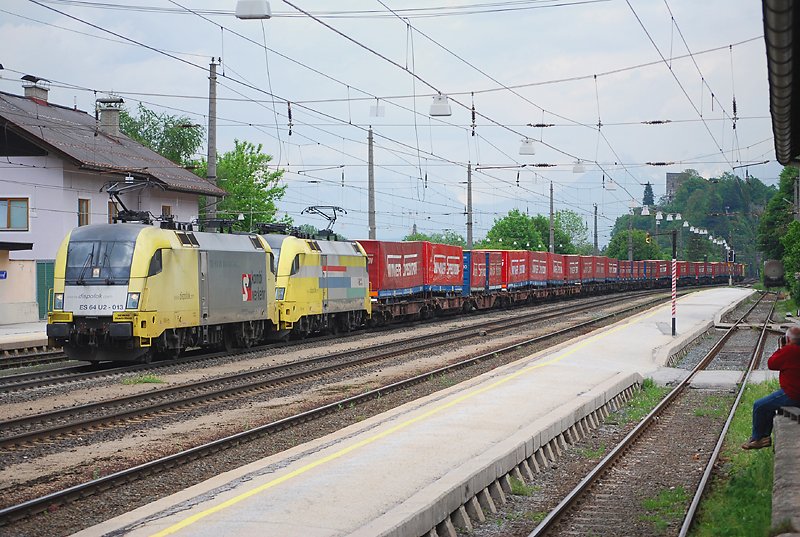 182 Tandem bei der Durchfahrt in Brixlegg (13.5.2009)