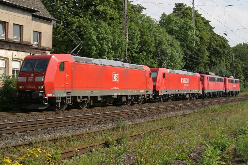 185 004 durchfhrt am 14.8.09 mit 185 281,140 737 und 140 834 Ratingen-Lintorf