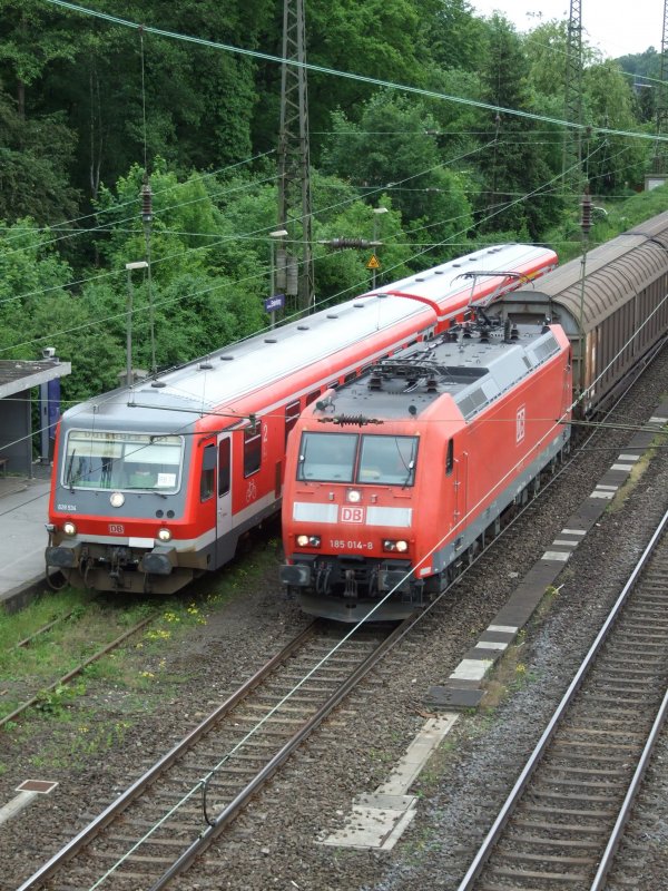 185 014 und 628 534 am 15.5.09 in duisburg-Entenfang