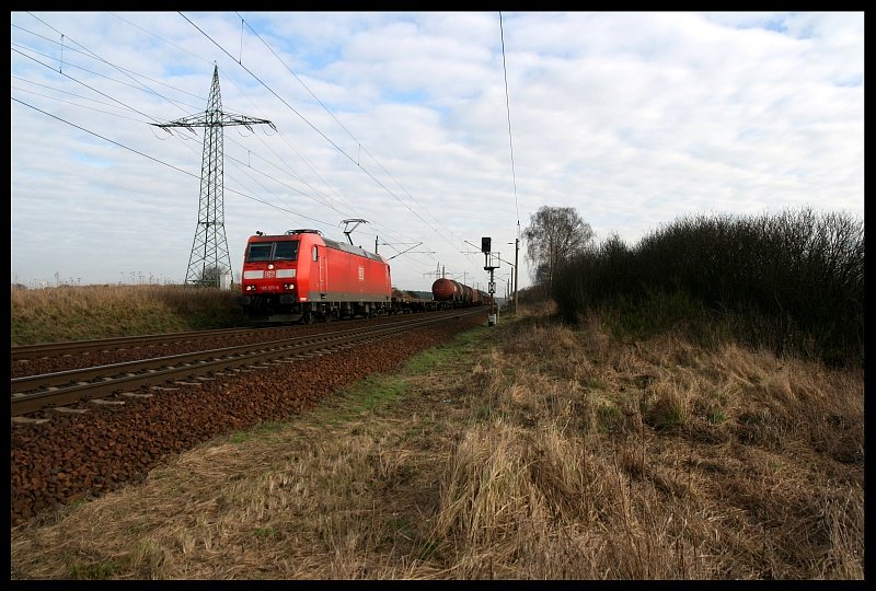 185 071 mit G�terzug, 09.02.08, Nudow