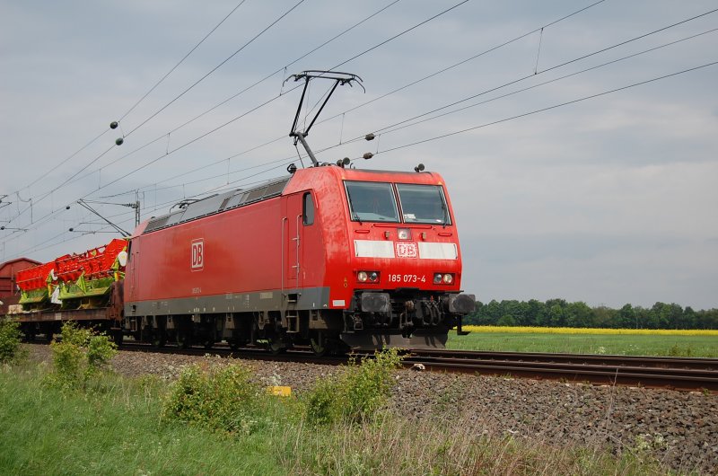 185 073-4 mit G�terzug am 08.05.2009 bei Woltorf