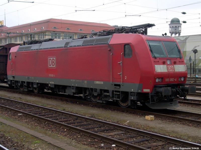 185 092-4 am 10.04.04 in Singen (Htw)