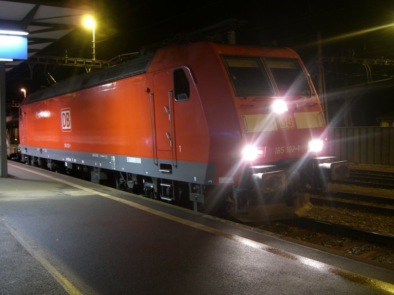 185 102-1 in Erstfeld am 19.01.2007
