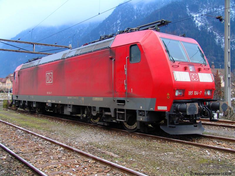 185 104-7 am 14.02.04 in Erstfeld