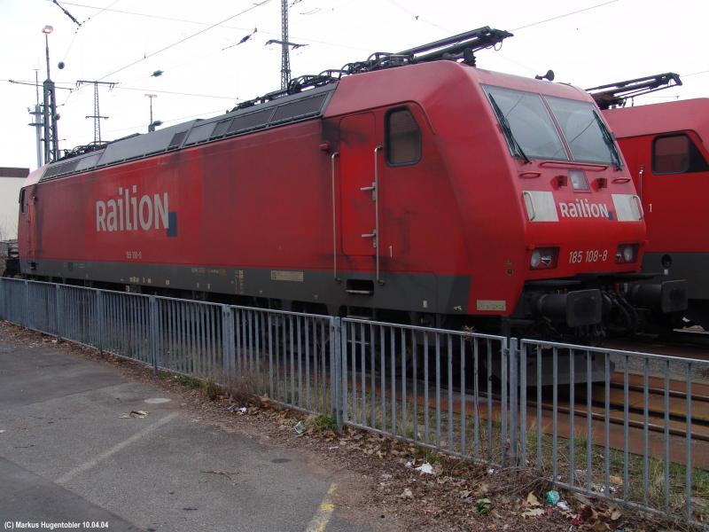 185 108-8 am 10.04.04 in Singen (Htw)