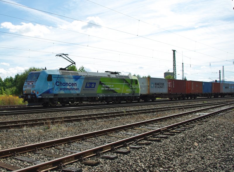 185 152-6 endlich auch in unserem Fotoalbum. Aufgenommen in Eschwege West in Fahrtrichtung Norden am 30.08.2009.