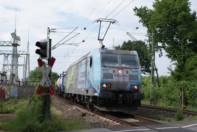 185 152-6 K+S mit dem TEC 41109 Wanne-Eickel Wst - Nrnberg Rbf - (Sopron) am 23.05.2008 in Dsseldorf Eller am Km 28,190