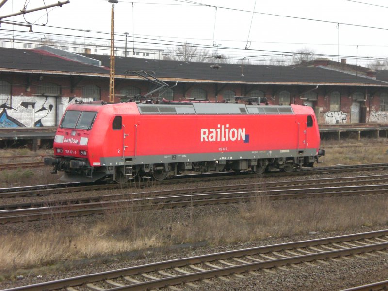 185 161 am 03.03.2009 in Brandenburg Hbf.