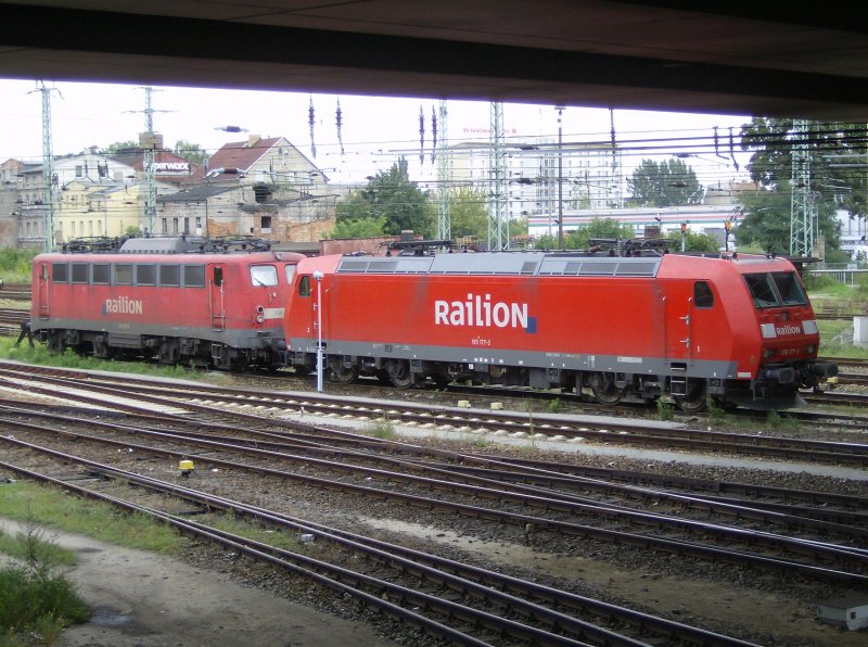 185 177-3, 140 150-8 am 05.09.2008 im Bahnhof Cottbus
