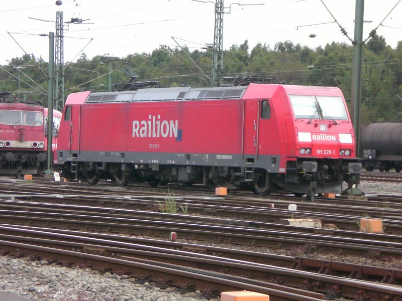 185 220 am 13.09.2007 in Maschen.