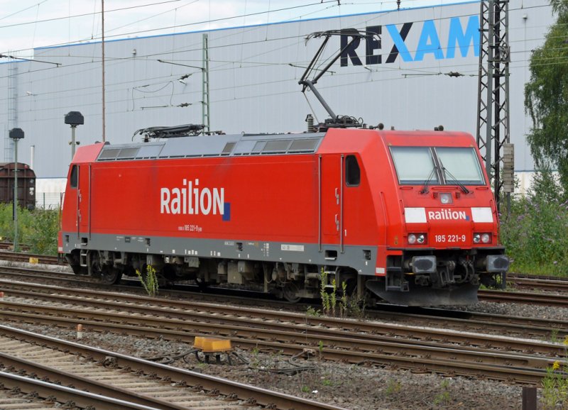 185 221-9 in Recklinghausen-Sd 27.7.2009