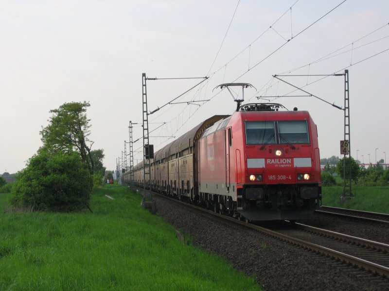 185 308-4 mit Autozug in Neuss Allerheiligen am 30.04.2009