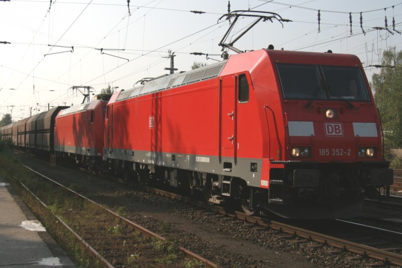 185 352 durchf�hrt am 19.9.09 mit 185 149 und einem GZ Duisburg-Entenfang