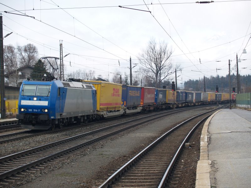 185-514 mit DHL-Zug am 15.03.2008 in Brixlegg
