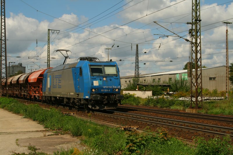 185 524 durchf�hrt Regensburg mit ein Getreidezug.13.09.07