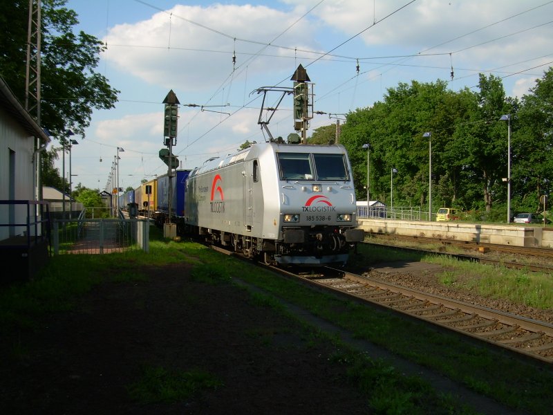 185 538 TXL am 30.5.2007 mit KLV Zug in Drverden auf dem Weg Richtung Hannover