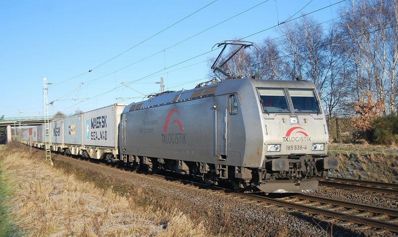 185 539 TXL mit Containerzug am 6.1.2009 kurz vor Nienburg/Weser