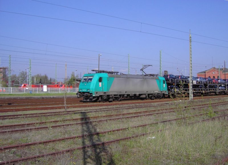 185 575-8 am 26.04.2008 im Bahnhof Guben