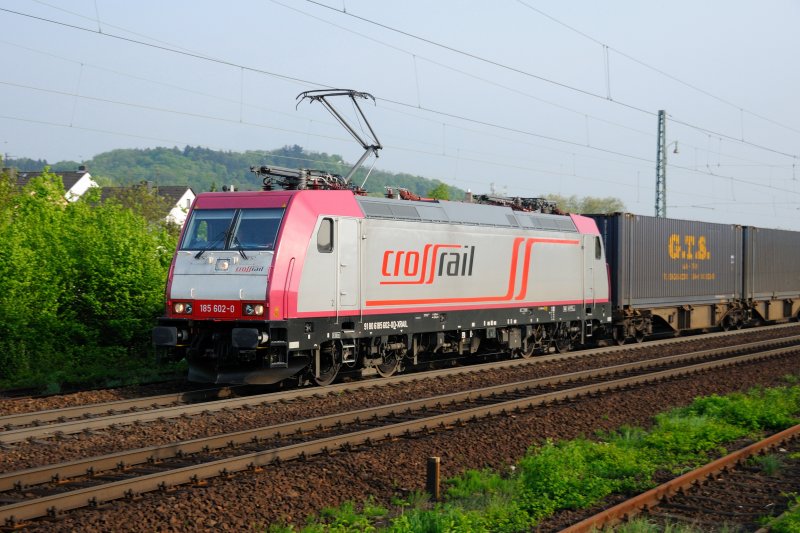 185 602-0  Crossrail  im Lokportrait. Aufgenommen bei Auerbach an der KBS 650. (23.04.09).