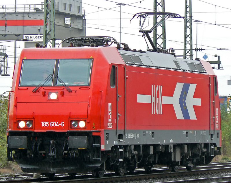 185 604-6 verl�sst den Gbf K�ln Eifeltor an einem ruhigen und verregnten Nachmittag (1.9.09)