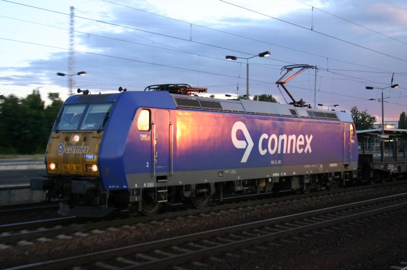 185-Cl 001 von Connex in Berlin Schnefeld am 17.09.2005