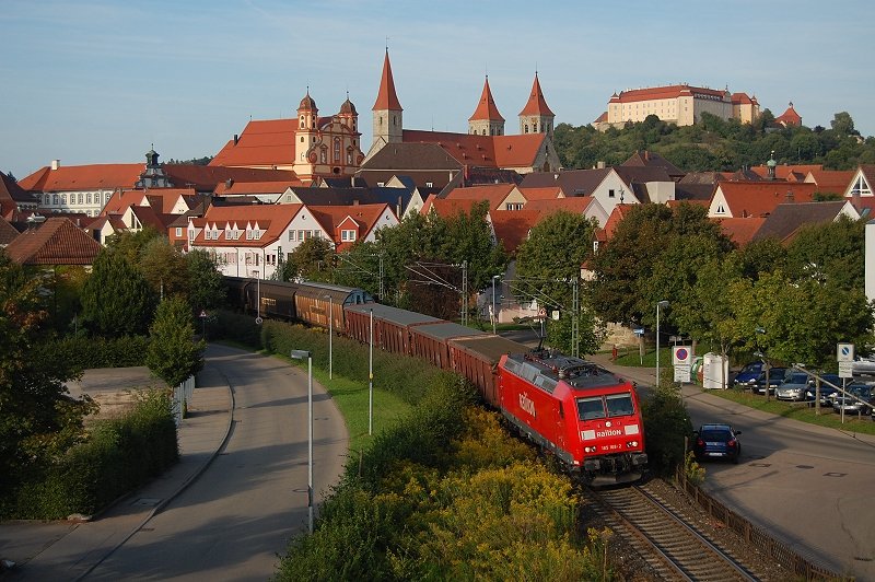186 168 bringt am Abend des 26.08.08 den Murrbahnumleiter FR 52746 von Nrnberg Rbf nach Kornwestheim Rbf, aufgenommen an der Oberen Jagsttalbahn (KBS 786) in Ellwangen.