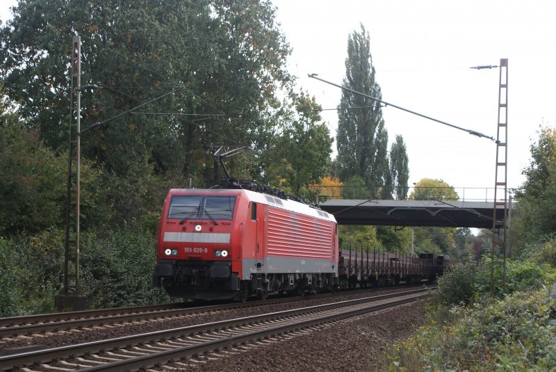 189 026-8 mit Stahlbrammenzug in Hannover  Limmer am 02.10.08
