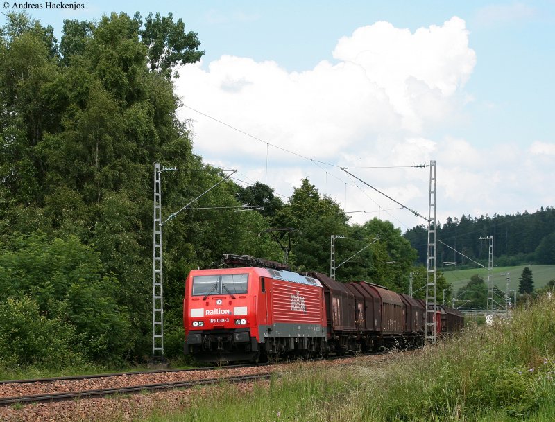 189 038-3 mit dem FZT 55834 (Villingen-Offenburg Gbf) am km 70,0 25.6.09