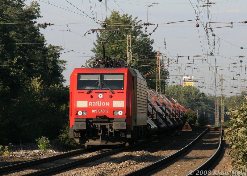 189 048-2 kurz vor dem B� Gelsenkirchen-Bismarck. 11.09.2008