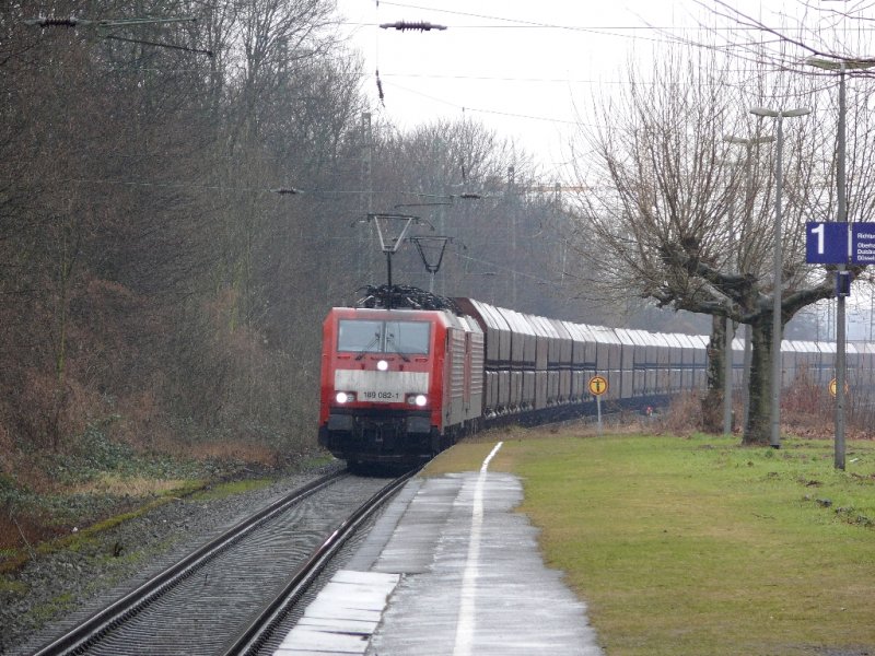 189 082-1 bei der Durchfahrt in Dinslaken am 5.2.2009