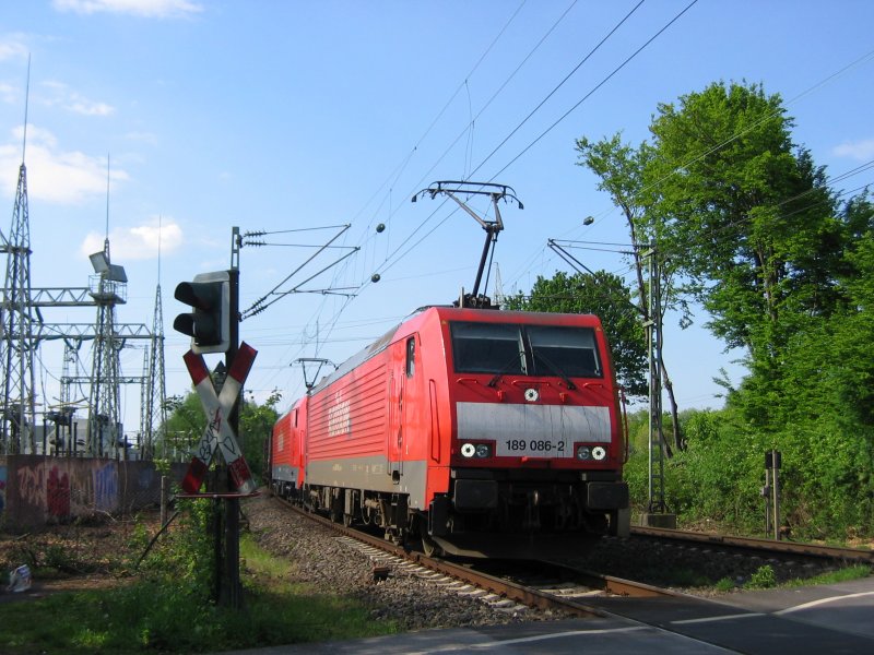 189 086-2 + 189 xxx-x mit gem. GZ am Km 28,190 am 05.05.2008