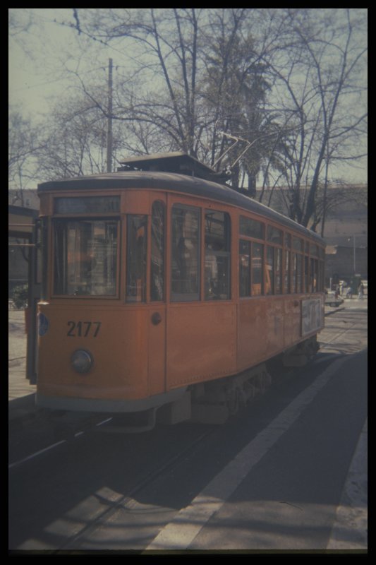 1987 vorm Mailnder Hauptbahnhof. Leider nur ein eingescanntes Dia. Bitte die Qualitt zu entschuldigen