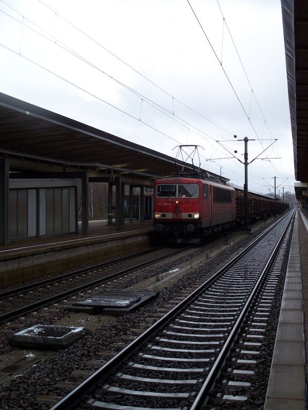 2. Highlight am 18.3.2008 155 006 mit Scherenstromabnehmer durchfhrt Braunschweig Hbf Richtung Osten 