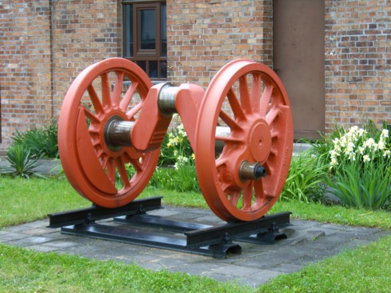 2. Kuppelachse einer 44er in Stafurt ausgestellt