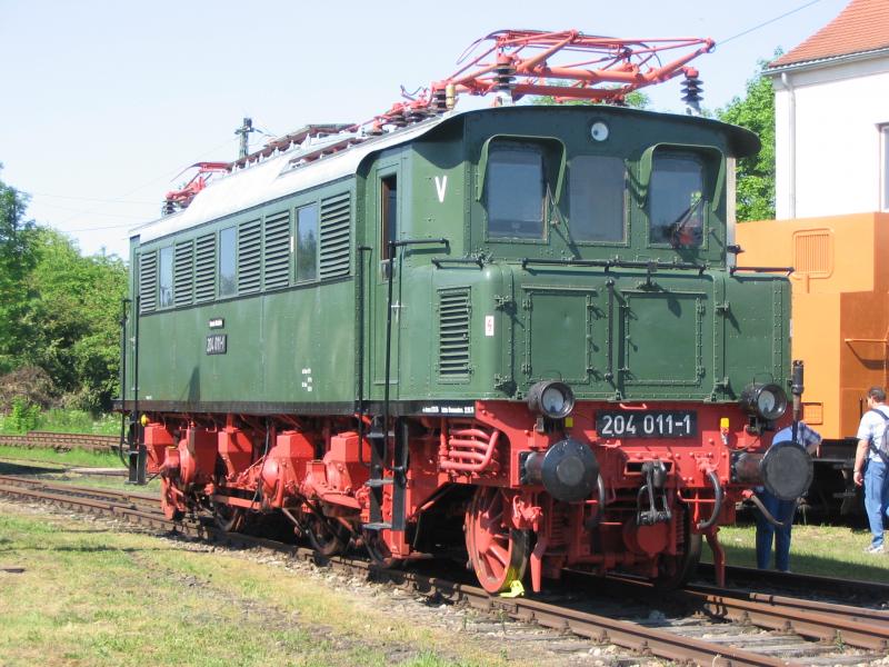 2005-05-28 Weimar, BW  BR 204 011-1 (E 04)