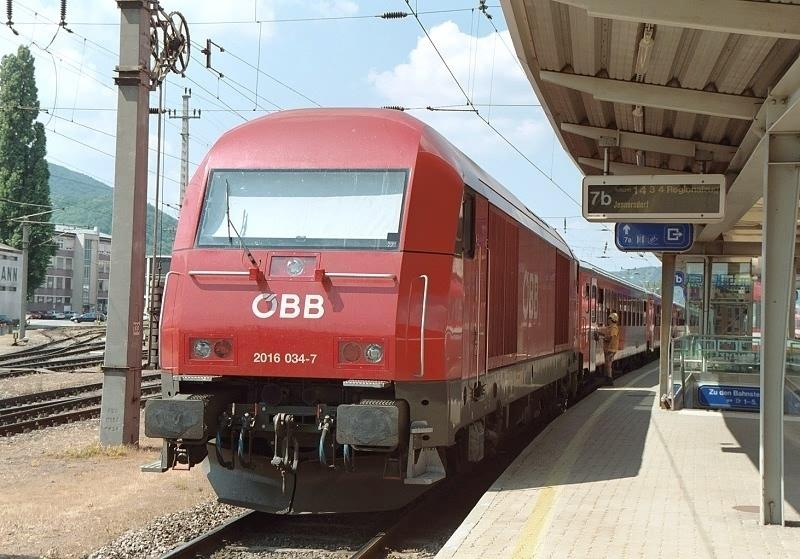 2016-034 in Graz Hbf. im Mai 2003