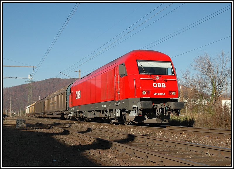2016 090 mit einem recht kurzen G�terzug am 24.11.2006 in Graz-G�sting. In K�rze wird sie den Verschubbahnhof Graz-G�sting erreichen.