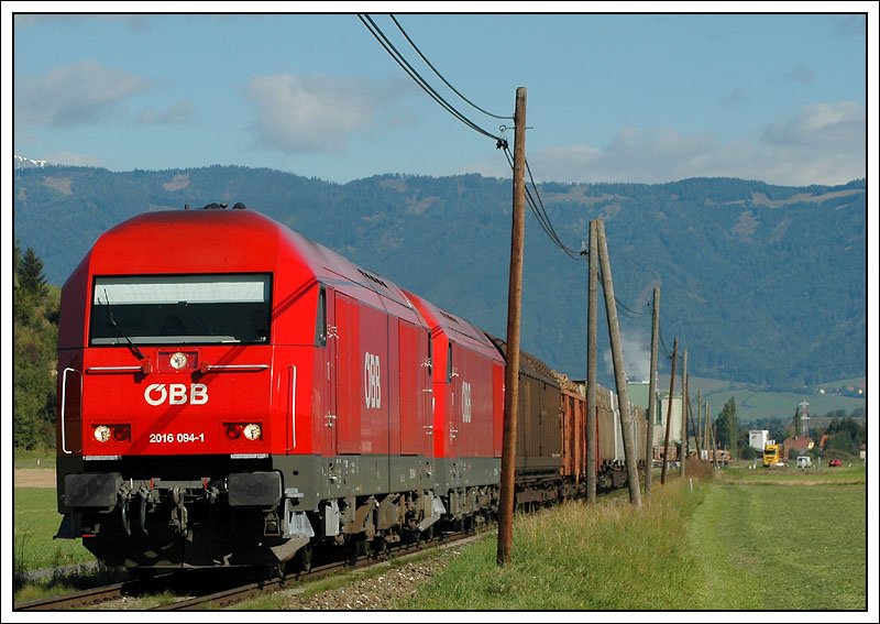 2016 094 und 054 bespannten am 13.9.2007 den G 56553. Die Aufnahme entstand kurz nach Wei�kirchen Richtung Obdacher Sattel.