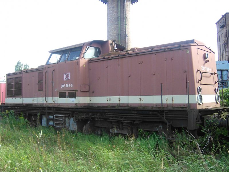 202 703-5 steht ebenfalls in Stendal...
<a href= http://staedte.kaposo.de  target= _blank ><img src= http://www.Bahnbilder.de/counter/counter_new.php?key=98999813  alt= Städte auf Kaposo  title= Städte auf Kaposo  border= 0  /></a>
