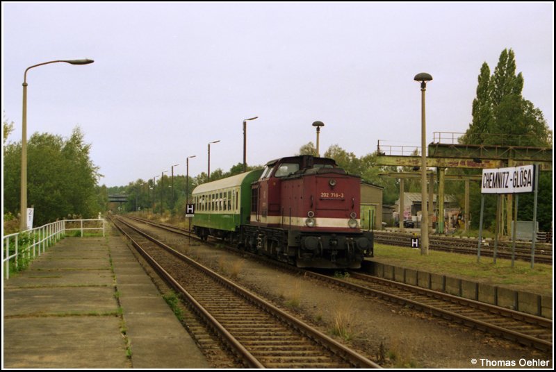 202 718 fhrt im Juli 1997 in den Bf Chemnitz Glsa ein. Dies war der letzte Halt der Chemnitztalbahn vor Chemnitz Hbf.