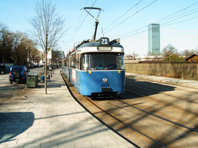 2028/3037 am 18.03.05 am Westfriedhof.