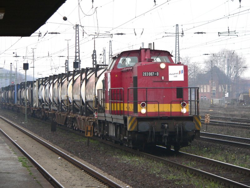 203 007-0 bei der Durchfahrt in Oberhausen Osterfeld-Sd am 16.3.07