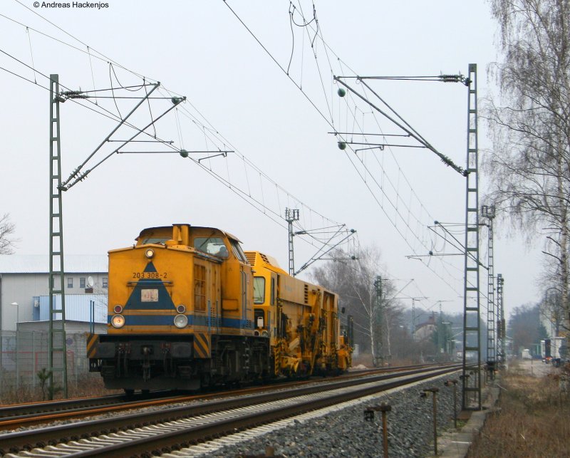 203 308-2 mit Gleisstopfexpress gen Sden  in Forchheim 22.3.09