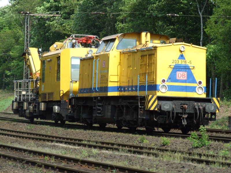 203 316 am 25.4.09 in Duisburg-Neudorf