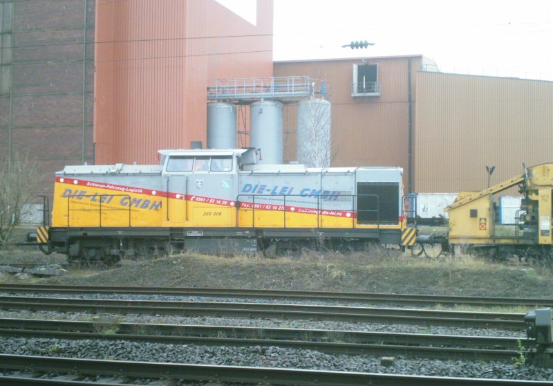 203 der  Die-Lei GmbH  im Bf Peine am 10.04.2008
