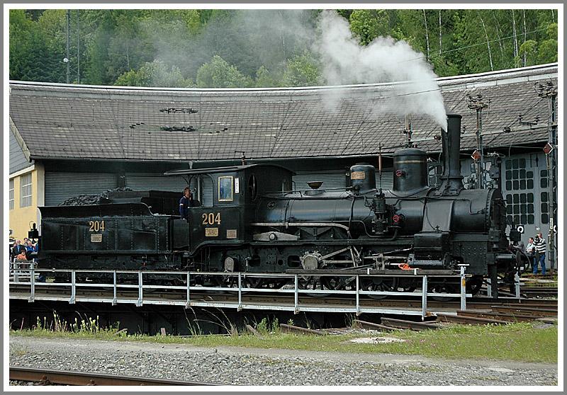 204 der MAV am 11.6.2006 auf der Drehscheibe in Mrzzuschlag. Die MAV 204 ist baugleich mit einer kkStB Reihe 3