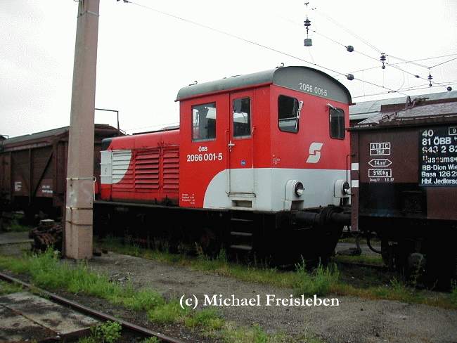 2066 001-5; Abgestellt in der Traktion Wien Nord; 08-05-2001