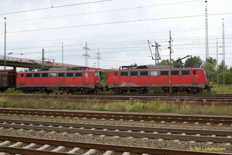 2.09.2007: Br 140 782-4 und 140 783-2 beim durchfahren des Lehrter Gterbahnhofs.